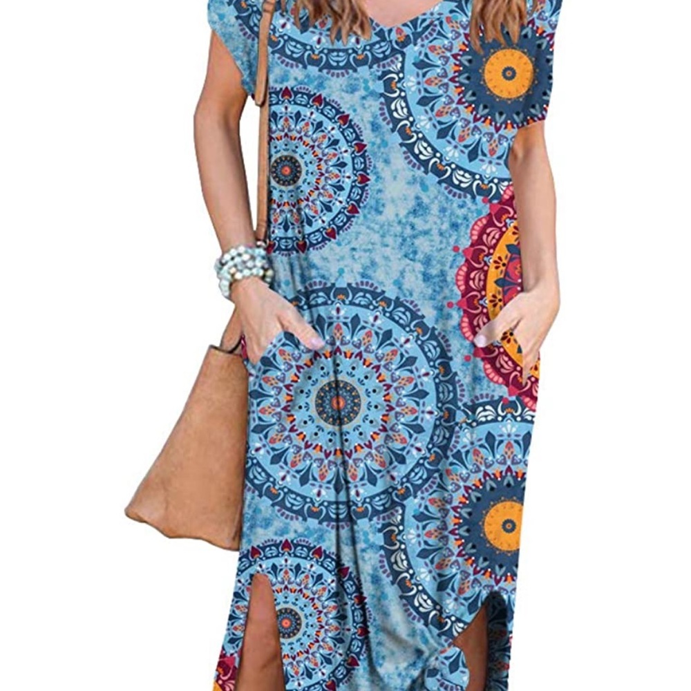 Womens casual long maxi dress with pockets.
